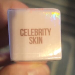 Celebrity Skin Supreme Gloss